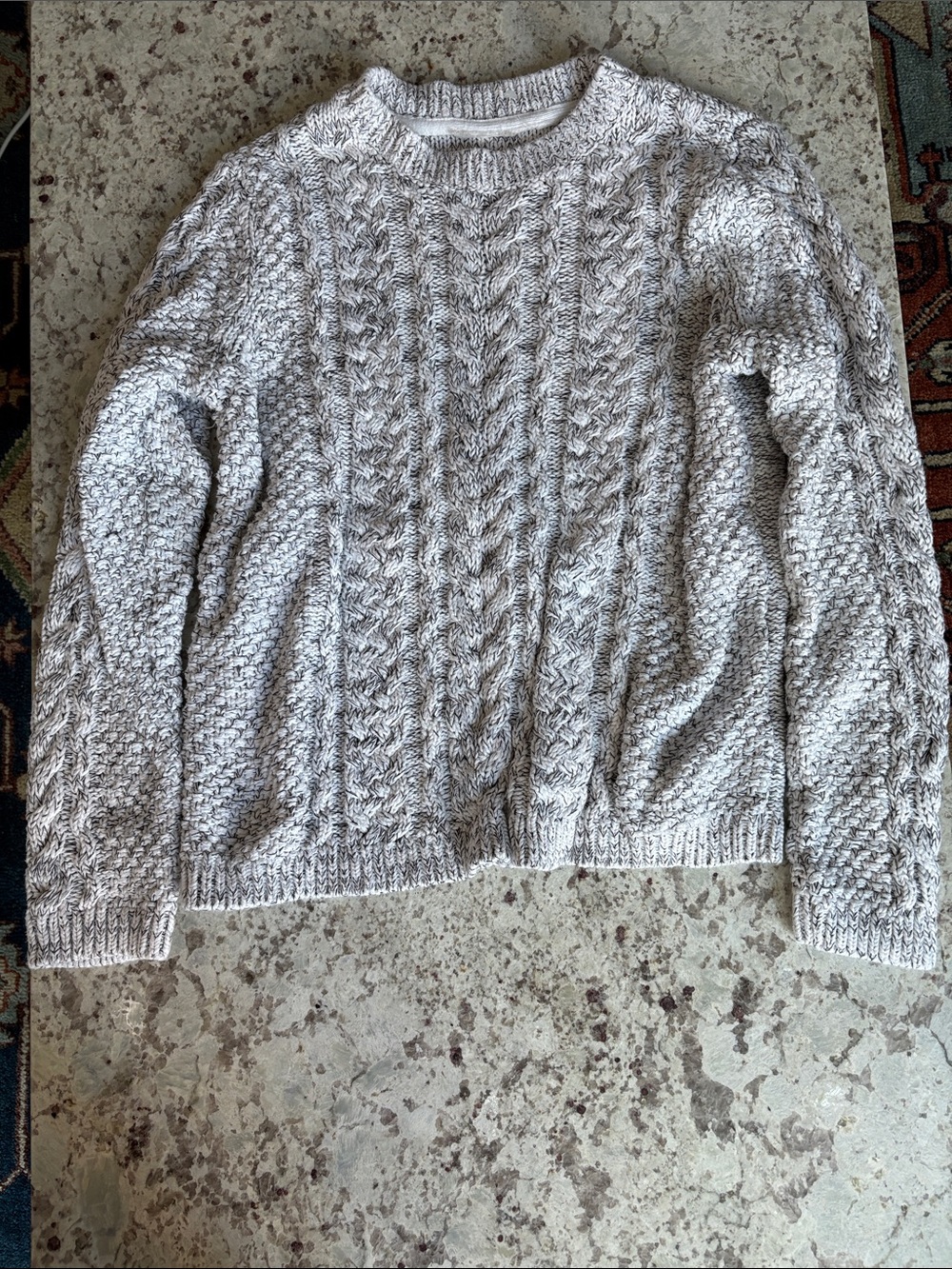 Thrifted in Copenhagen: Grey cable knit sweater